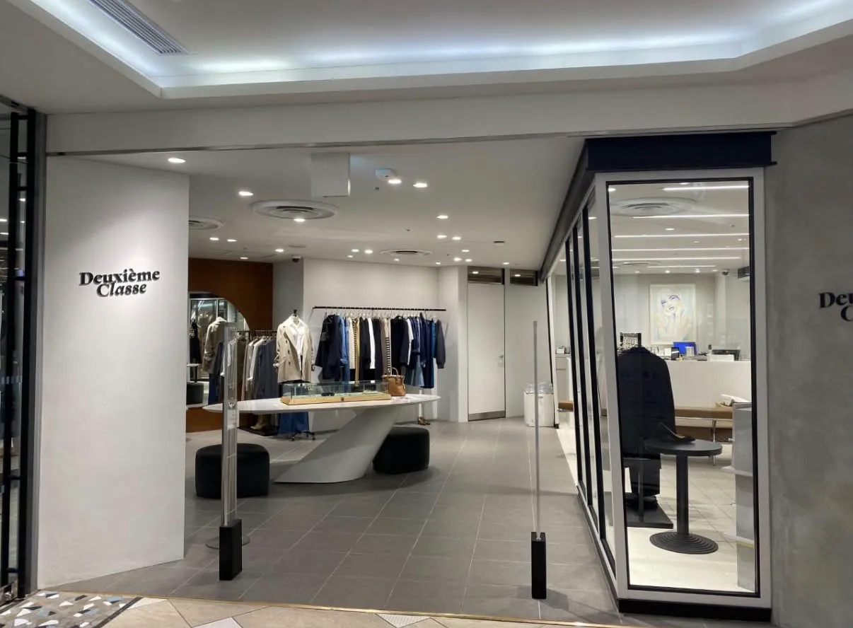 9 Deuxième Classe – Aoyama2-new