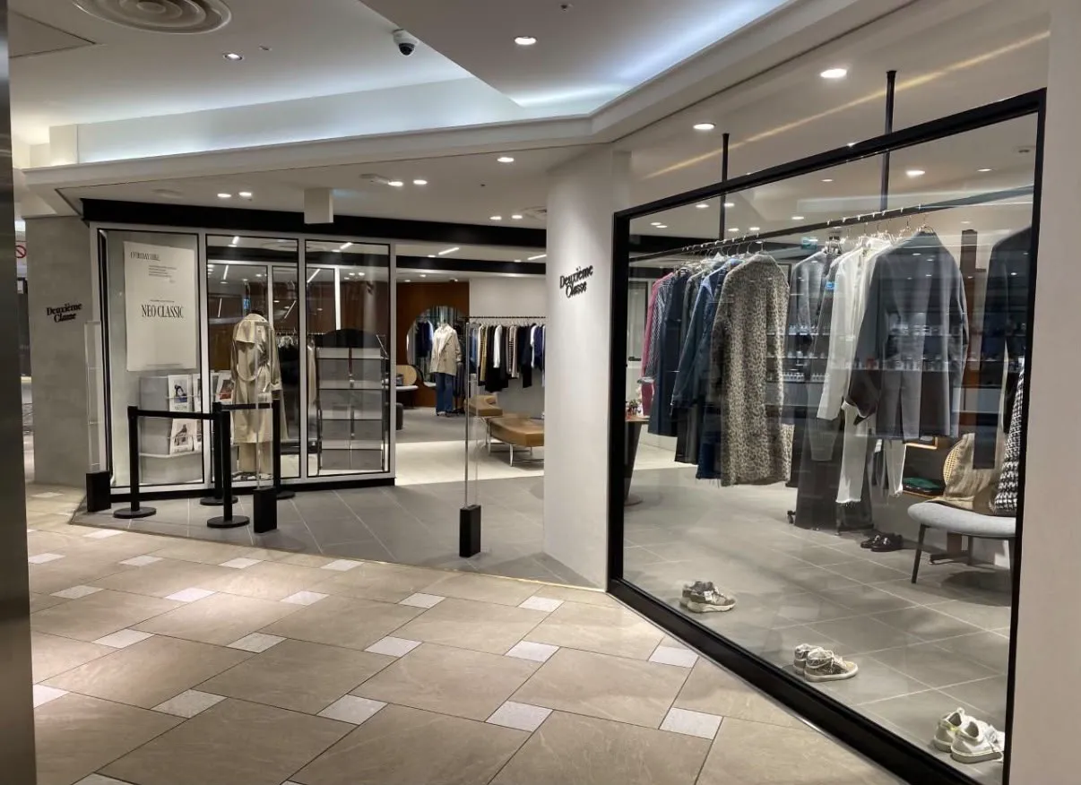 9 Deuxième Classe – Aoyama3-new